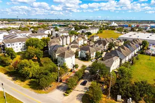 7022 Plum Creek Trail Ln, Houston, TX 77087 - Photo 34