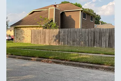 10531 Golden Meadow Drive, Houston, TX 77064 - Photo 4