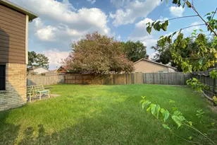 10531 Golden Meadow Dr, Houston, TX 77064 - Photo 8