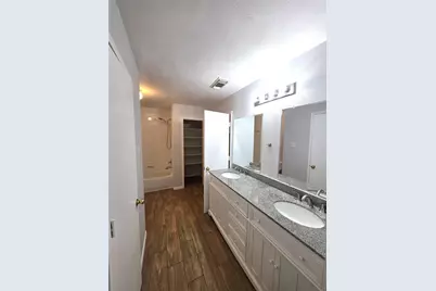 3110 Silverstag Trail Lane, Houston, TX 77073 - Photo 16