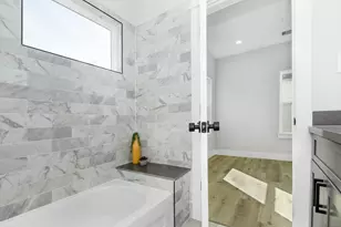 2105 Sam Wilson St, Houston, TX 77020 - Photo 14