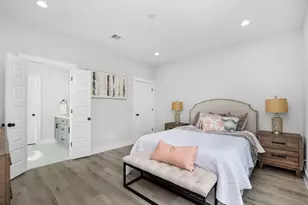 2105 Sam Wilson St, Houston, TX 77020 - Photo 6