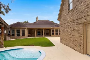 1005 Lewis Dr, Kemah, TX 77565 - Photo 10