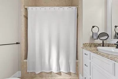 319 W 10th Street, Houston, TX 77008 - Photo 16