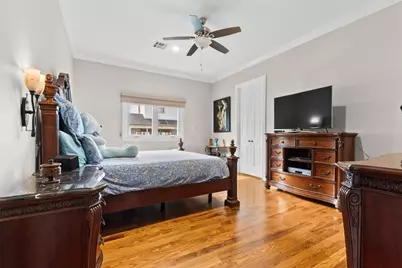 319 W 10th Street, Houston, TX 77008 - Photo 20