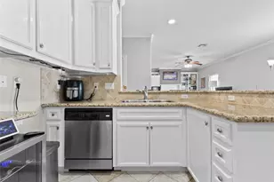 319 W 10th St, Houston, TX 77008 - Photo 36