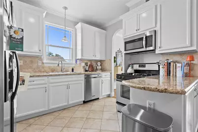 319 W 10th Street, Houston, TX 77008 - Photo 28