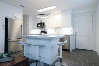 412 Pacific Street #2E, Houston, TX 77006 - Photo 4