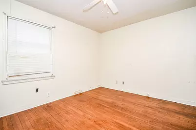 5942 Pershing Street, Houston, TX 77033 - Photo 10