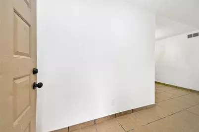 10211 Sugar Branch Drive #342, Houston, TX 77036 - Photo 2