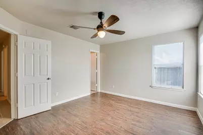 19023 Brownstone Mills Drive, Cypress, TX 77433 - Photo 8