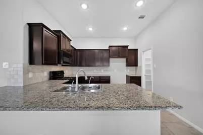 727 Mill Spring Court, Richmond, TX 77469 - Photo 8