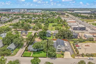 208 Fairview Ave, College Station, TX 77840 - Photo 6