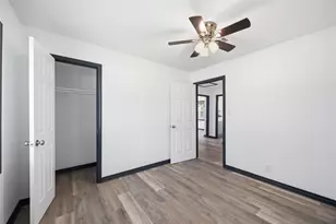 9723 Oldcrest Dr, Stafford, TX 77477 - Photo 16
