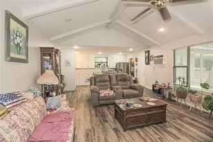 638 Big Lake Dr, Livingston, TX 77351 - Photo 12