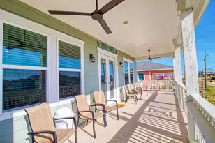 326 Sand Dune Ct, Surfside Beach, TX 77541 - Photo 2