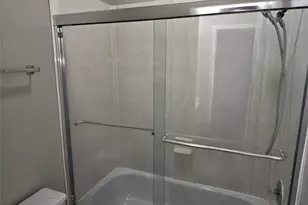 1411 Sunset Bay Ct, Seabrook, TX 77586 - Photo 24