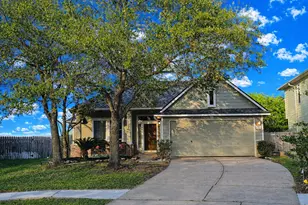 1411 Sunset Bay Ct, Seabrook, TX 77586 - Photo 1