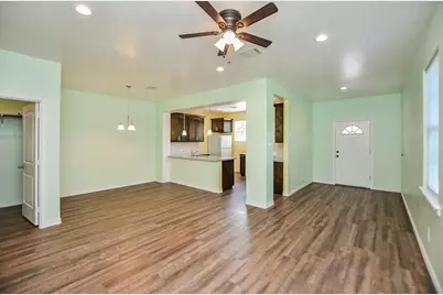 239 Broadhurst Drive #A, Houston, TX 77047 - Photo 8