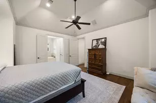 310 W Bell St, Houston, TX 77019 - Photo 32