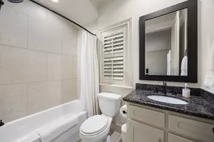 310 W Bell St, Houston, TX 77019 - Photo 10
