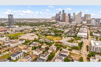 310 W Bell Street, Houston, TX 77019 - Photo 42