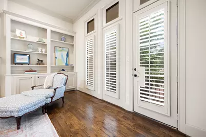 310 W Bell Street, Houston, TX 77019 - Photo 16