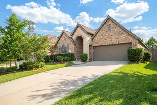 209 Trillium Park Loop, Conroe, TX 77304 - Photo 2
