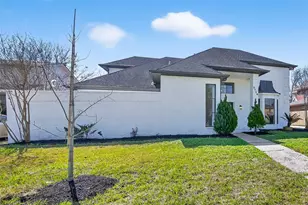 3138 Country Club Blvd, Stafford, TX 77477 - Photo 4