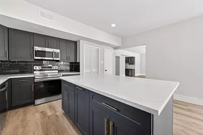 3138 Country Club Boulevard, Stafford, TX 77477 - Photo 20