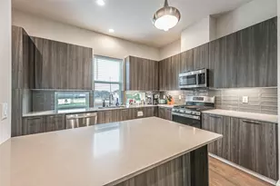 2136 Dennis St, Houston, TX 77004 - Photo 10