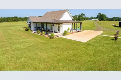 224 James King Road, Zavalla, TX 75980 - Photo 6
