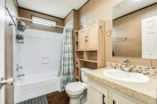 1886 County Rd 212, Angleton, TX 77515 - Photo 20