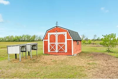 1886 County Road 212, Angleton, TX 77515 - Photo 28