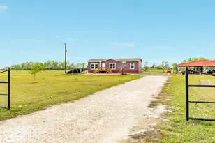 1886 County Rd 212, Angleton, TX 77515 - Photo 1