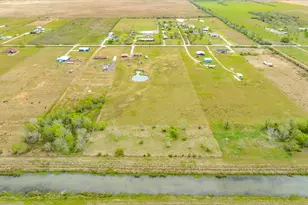 1886 County Rd 212, Angleton, TX 77515 - Photo 34