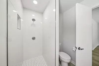 13703 Fernhill Drive, Sugar Land, TX 77498 - Photo 18