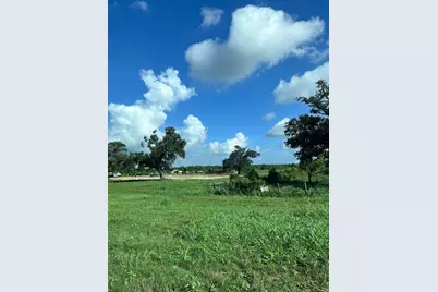 8214 Tx  35, Angleton, TX 77515 - Photo 2