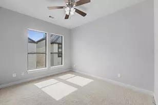 634 Nagle St, Houston, TX 77003 - Photo 24