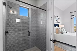 2001 Whispering Oaks Ln, Waller, TX 77484 - Photo 24