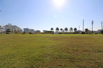 54 Grand Beach Boulevard, Galveston, TX 77550 - Photo 4