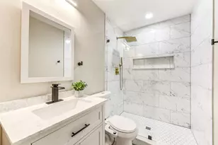 1107 Sunset Lakes Dr, Pearland, TX 77581 - Photo 24