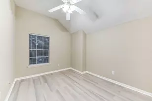 1107 Sunset Lakes Dr, Pearland, TX 77581 - Photo 22