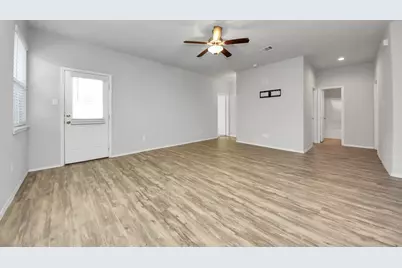 11351 Dawn Beach Lane, Conroe, TX 77304 - Photo 16
