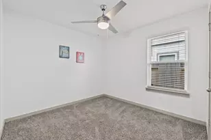 12820 Harlesden Ln, Houston, TX 77047 - Photo 20