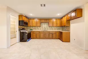 16452 Edgefield Ln, Conroe, TX 77302 - Photo 4