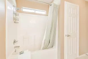 718 Redwing Pl Dr, Houston, TX 77009 - Photo 26