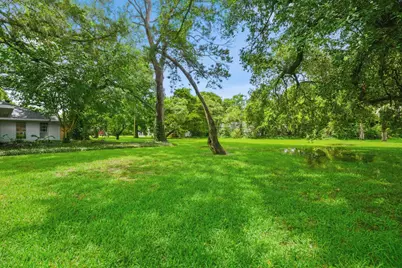 412 W Duncan Street, Alvin, TX 77511 - Photo 20