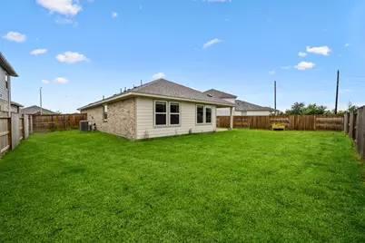 12007 Rushing Ridge Drive, Baytown, TX 77523 - Photo 24