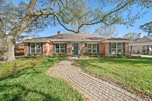 10622 Bordley Dr, Houston, TX 77042 - Photo 1